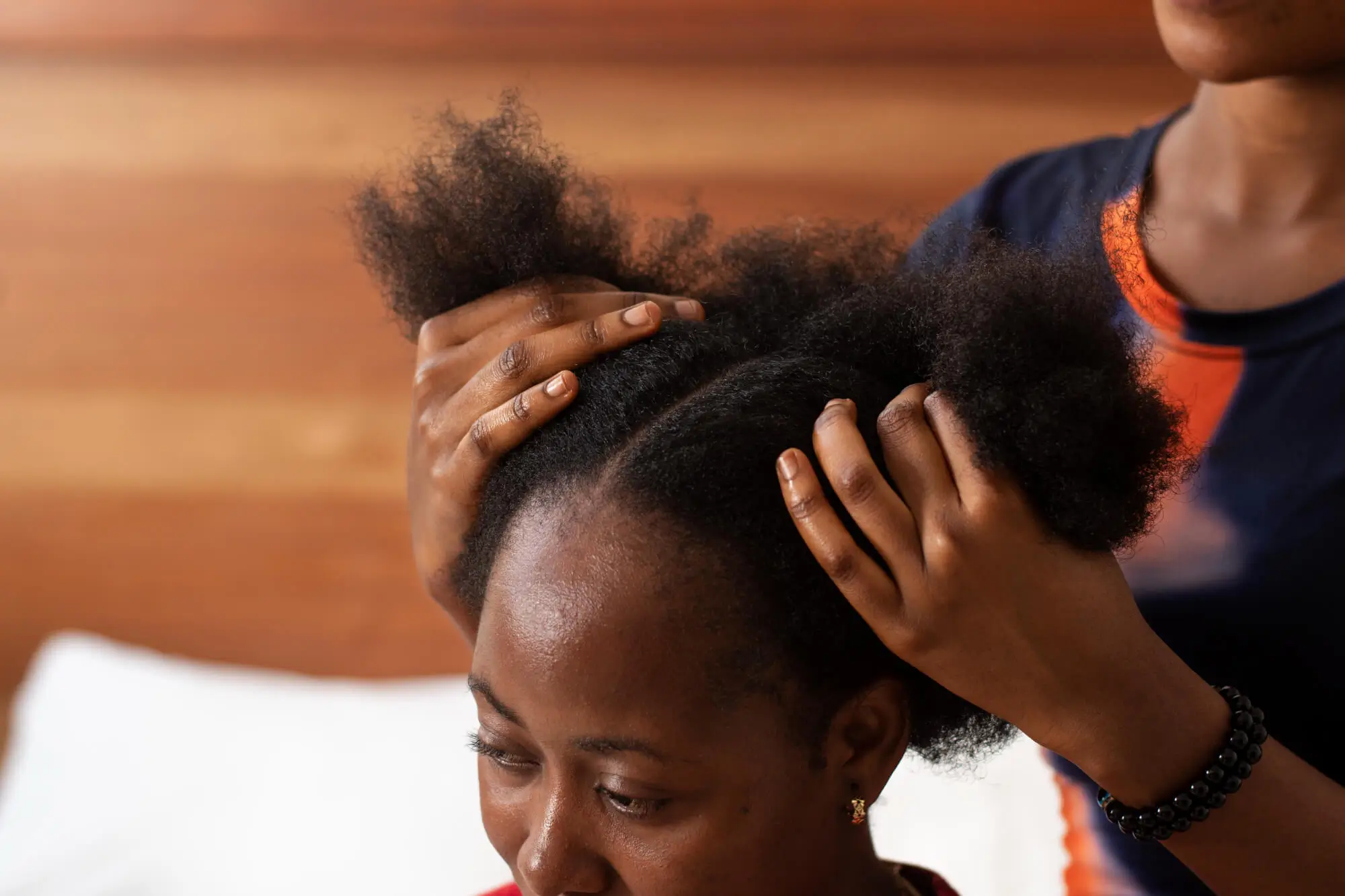 Image of Hair stylist working