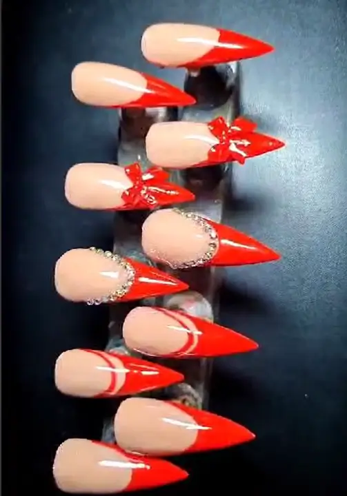 Finished acrylic nail press-on